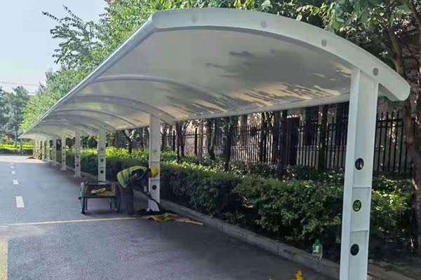 哈爾濱膜結(jié)構(gòu)建造：路旁新風(fēng)景，市民遮陽(yáng)好去處